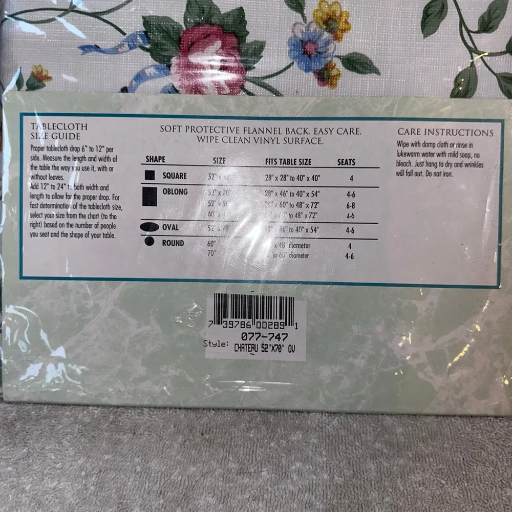 NIP Vintage Great Room Floral Dining & Kitchen Coordinate Tablecloth Oval 52x70